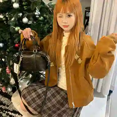 CULTIVATOR Crossbody Bag