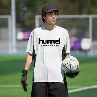 hummel LOGOT