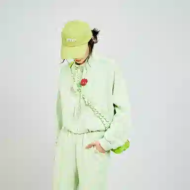 木果果木 立领宽松落肩截短外套 女款