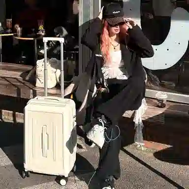 Warrior ABS+PC 2024262229