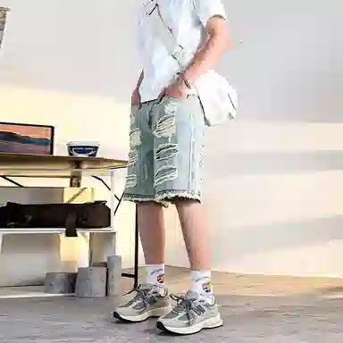 捷帕 美式复古做旧乞丐破洞毛边五分裤高街潮牌痞帅弯刀水洗宽松中腰户外运动通勤休闲百搭牛仔短裤 男女同款