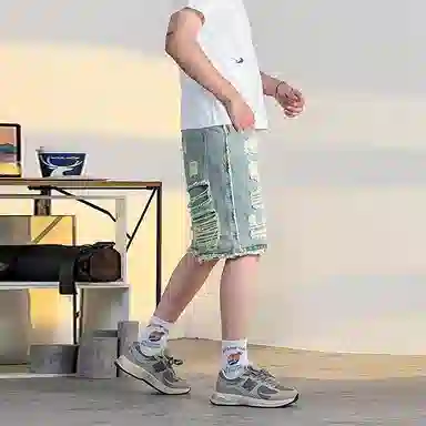 捷帕 美式复古做旧乞丐破洞毛边五分裤高街潮牌痞帅弯刀水洗宽松中腰户外运动通勤休闲百搭牛仔短裤 男女同款