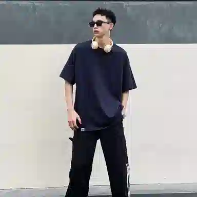 SandKnit Blackpig cleanfit T