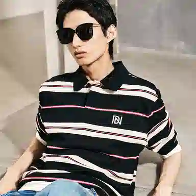 DAVID NAMAN LOGO miuT