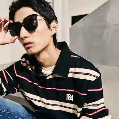 DAVID NAMAN LOGO miuT