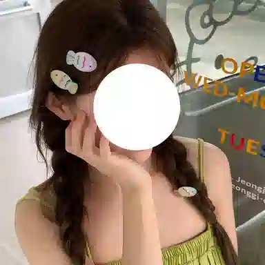简应舒 彩色发烧鱼侧边夹刘海夹碎发小夹子日常小 亚克力 发夹 女款