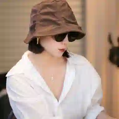 艾佳微 日系复古纯色文艺时尚防风保暖护耳 涤纶 渔夫帽 男女同款情侣款