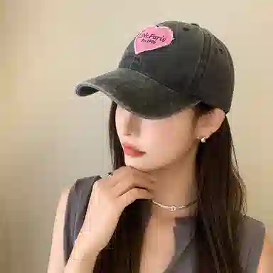 艾佳微 韩版甜酷辣妹做旧水洗爱心显脸小遮阳防晒 棉 鸭舌帽 男女同款情侣款