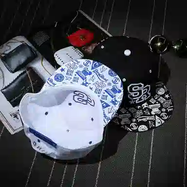 艾佳微 字母时尚青春嘻哈帽 户外运动遮阳帽 百搭街头潮流 腈纶 棒球帽 男女同款情侣款