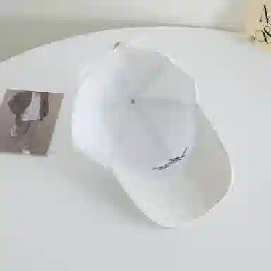 艾佳微 刺绣软顶休闲百搭韩版潮嘻哈太阳帽遮阳大头围显脸小 棉 鸭舌帽 男女同款情侣款