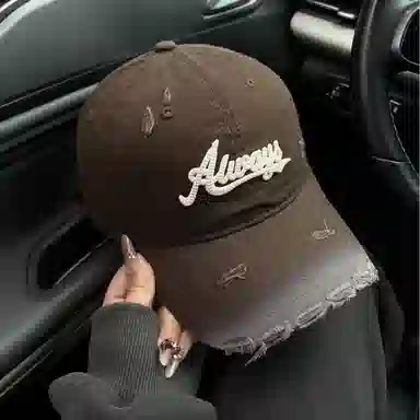 艾佳微 破洞做旧棒球帽女美式复古大头围百搭字母显脸小帽子 棉 鸭舌帽 男女同款情侣款