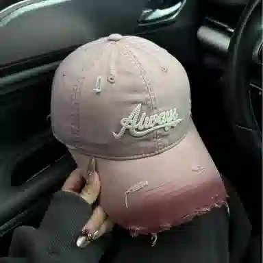 艾佳微 破洞做旧棒球帽女美式复古大头围百搭字母显脸小帽子 棉 鸭舌帽 男女同款情侣款