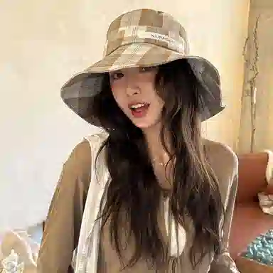 艾佳微 心动一夏时尚出游度假大帽檐显脸小防晒格子 聚酯纤维 渔夫帽 男女同款情侣款