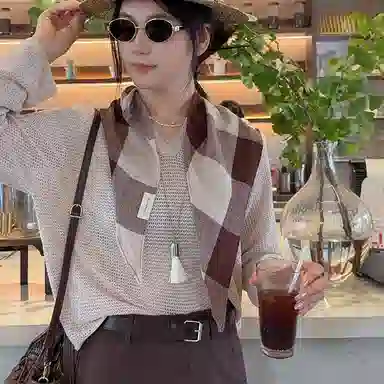 艾佳微 美拉德配色暖色调格子高级感小披肩外搭护颈围巾系领巾护脖 聚酯纤维 丝巾 男女同款情侣款