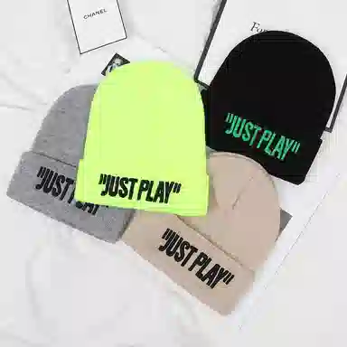 Aijiawei Retro Street Beanie