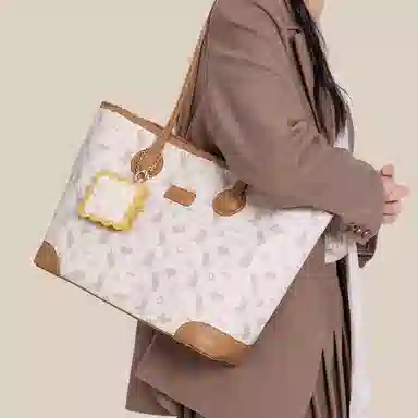 Miffy Fashion Print Tote Bag