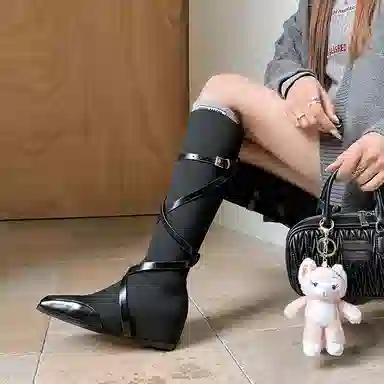 RAPHAEL SONA Cross Strap Boots