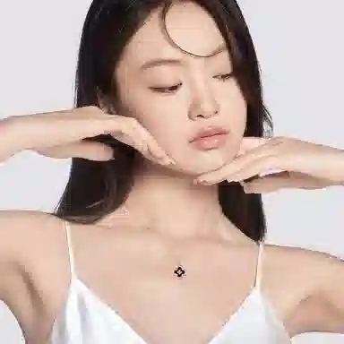 999