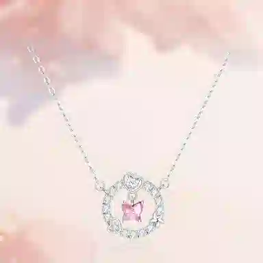 925
