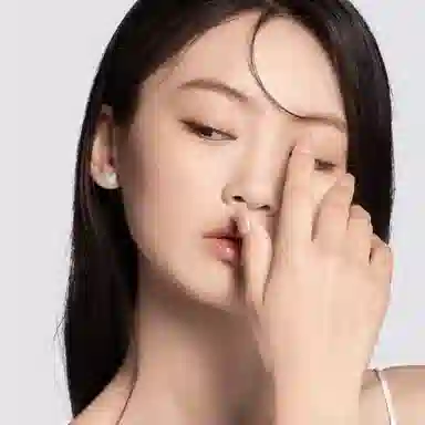 Laoyin Fang Earrings