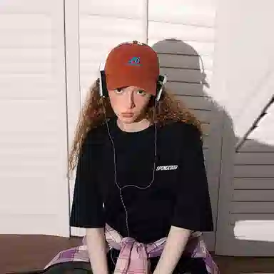 SPONGEBOB SQUAREPANTS T