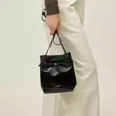 LA FESTIN Bucket Bag Red/Black