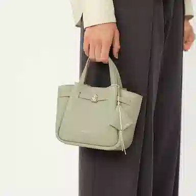 LA FESTIN Kite Series