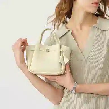 LA FESTIN Kite Series