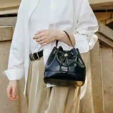LA FESTIN Bucket Bag