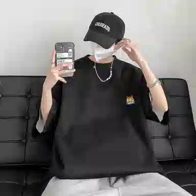 KM T