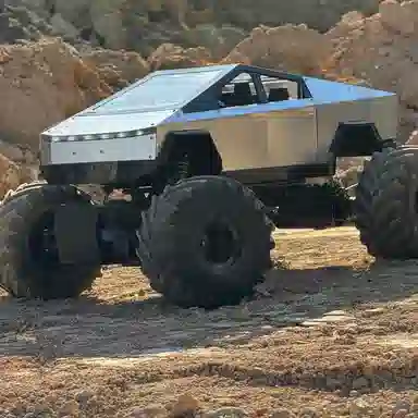 FERPECT TOYS Cybertruck 18 112 2.4G RC
