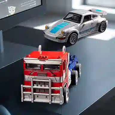 HAKASSA ORIGINALS x Hasbro RC