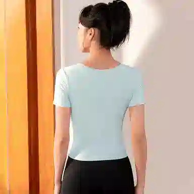 MOLY VIVI T 2024