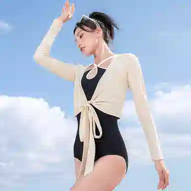 MOLY VIVI 2024