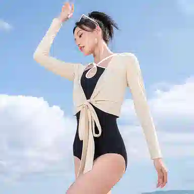 MOLY VIVI 2024