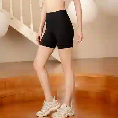 MOLY VIVI 2024