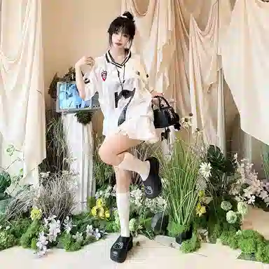 Hello Kitty x Sanrio eva