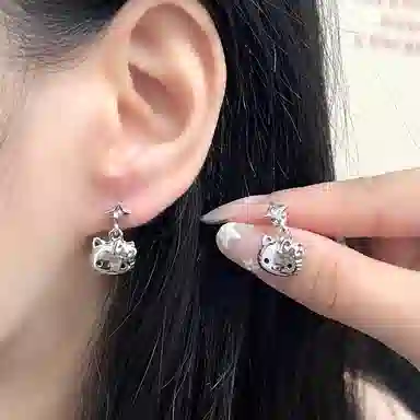 Hello Kitty KT Sparkle Earrings