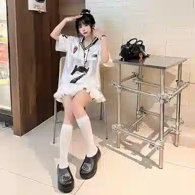 Hello Kitty x Sanrio eva