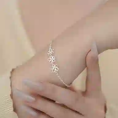 S925