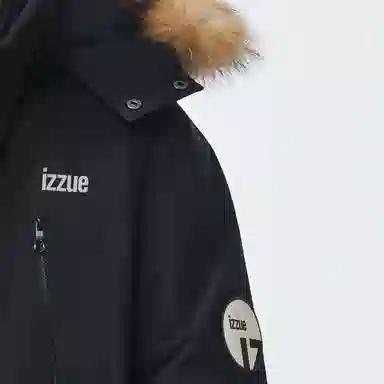 izzue Logo90