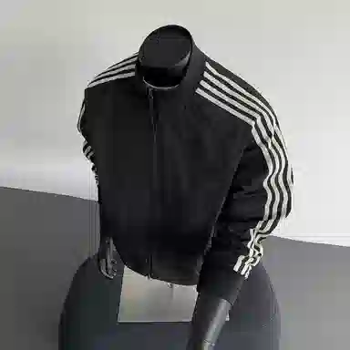 【防泼水外套裤子一套】布客行 三条杆条纹螺纹立领美式复古高街上衣夹克直筒水洗做旧微喇基础款松紧腰抽绳牛仔裤休闲运动套装 男女同款