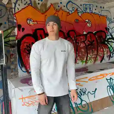 LOGO T