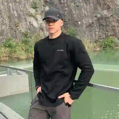 insLOGOT