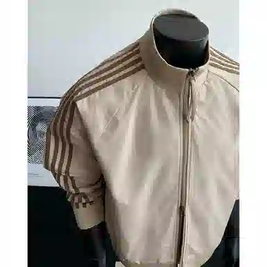 【防泼水外套裤子一套】布客行 三条杆条纹螺纹立领美式复古高街上衣夹克直筒水洗做旧微喇基础款松紧腰抽绳牛仔裤休闲运动套装 男女同款