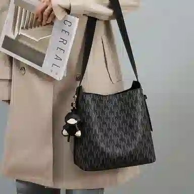 OUBOTE Bucket Bag Black