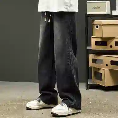 SZON 2025 Crewneck Sweatshirt