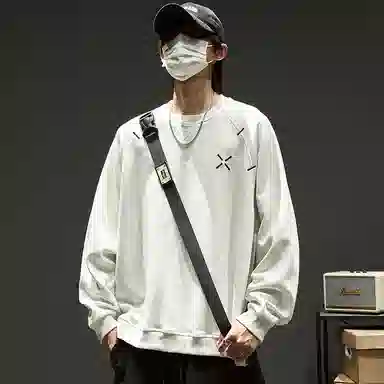 SZON Raglan Sleeve Sweatshirt