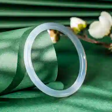 佐卡伊 白月光 叮当镯 玉髓 玉石手镯 女款