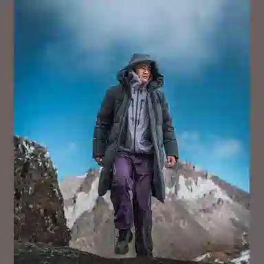 Bosideng Classic Extreme Cold 6th Gen 700 Fill 90% Goose Down Coat